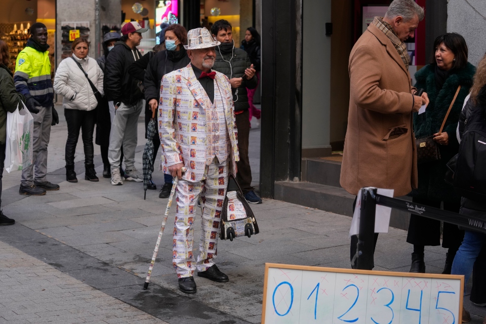 Ο γύρος του κόσμου μέσα από τα Χριστούγεννα-23