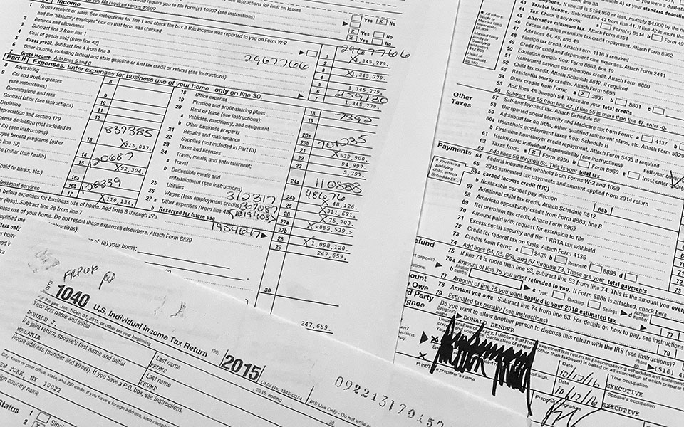 Τραμπ: Στη δημοσιότητα οι φορολογικές δηλώσεις του – Ζητούσε φοροαπαλλαγές, δήλωνε ζημίες-1