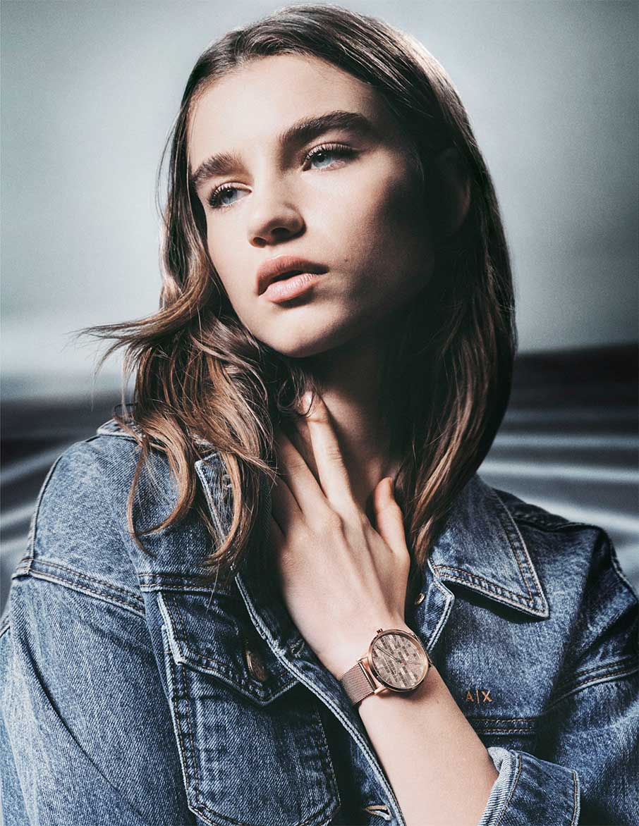 Γιορτινές προτάσεις για άνδρες και γυναίκες από την Armani Exchange-8