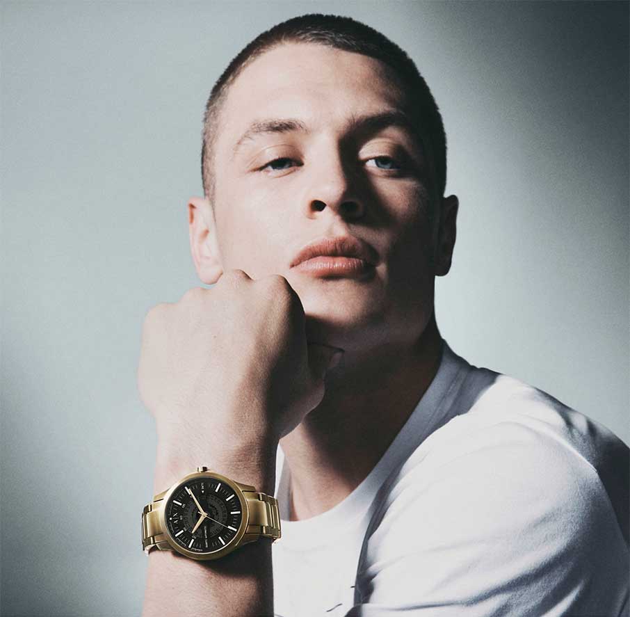 Γιορτινές προτάσεις για άνδρες και γυναίκες από την Armani Exchange-7