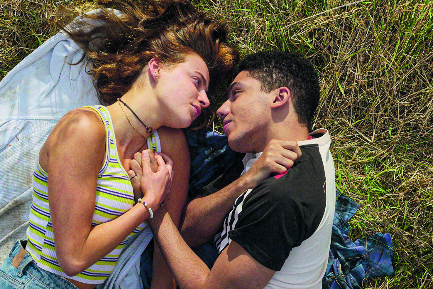 home-cinema-πόλεμος-μεταξύ-μάγων-και-στη-μέση-οι-562209580