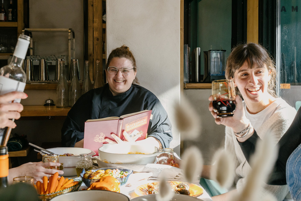 Αποκωδικοποιώντας τη Χρύσα Παραδείση-1