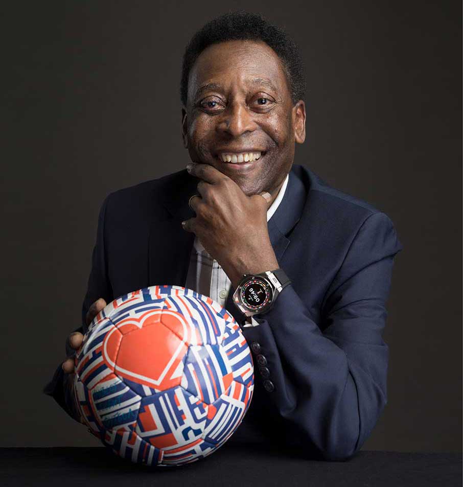 H Ηublot αποχαιρετά τον βασιλιά του ποδοσφαίρου-1