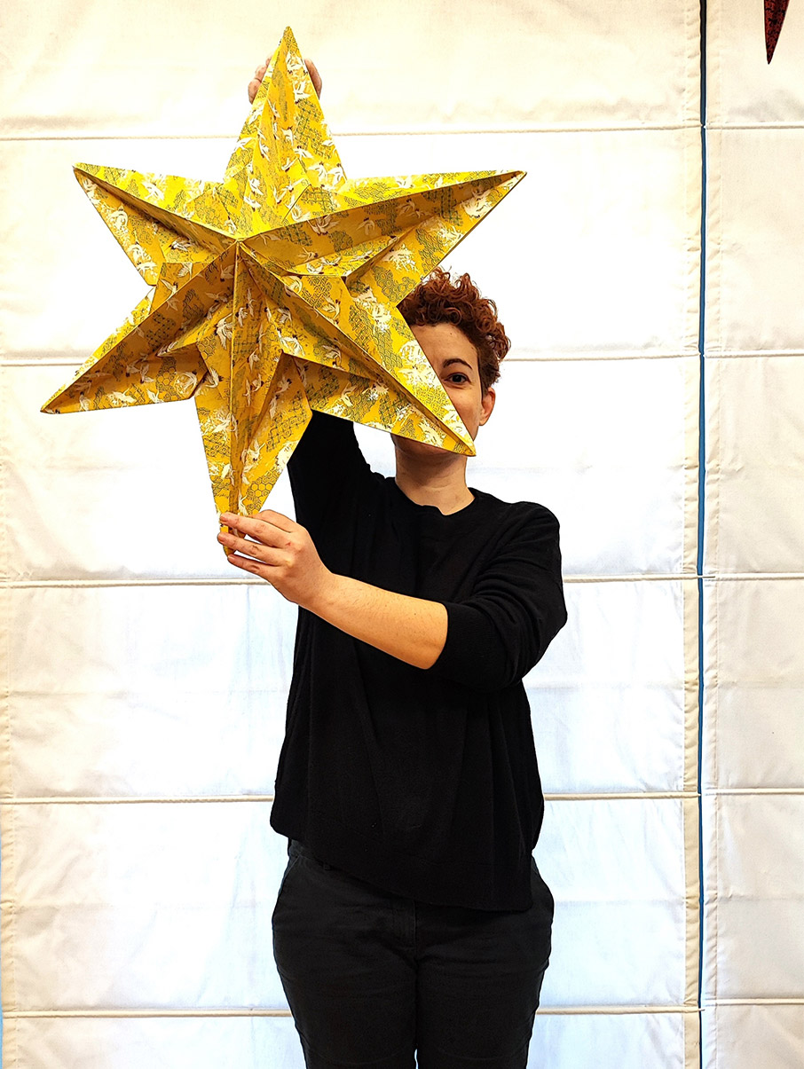 Αλεξάνδρα θα μας φτιάξεις ένα origami;-3