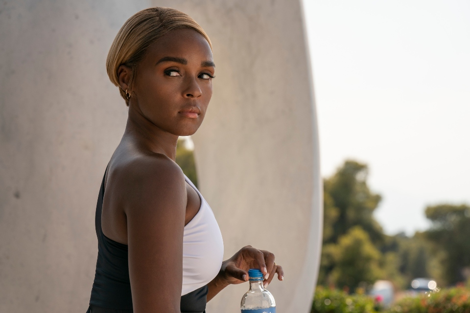 «Glass Onion»: Το χρονικό ενός προαναγγελθέντος θανάτου υπό το άγρυπνο βλέμμα της Μόνα Λίζα-2