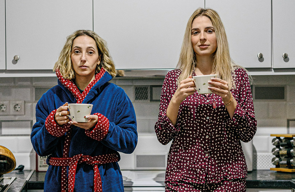 συγκάτοικοι-το-2022-δυο-μαζί-μπορούμε-562166812