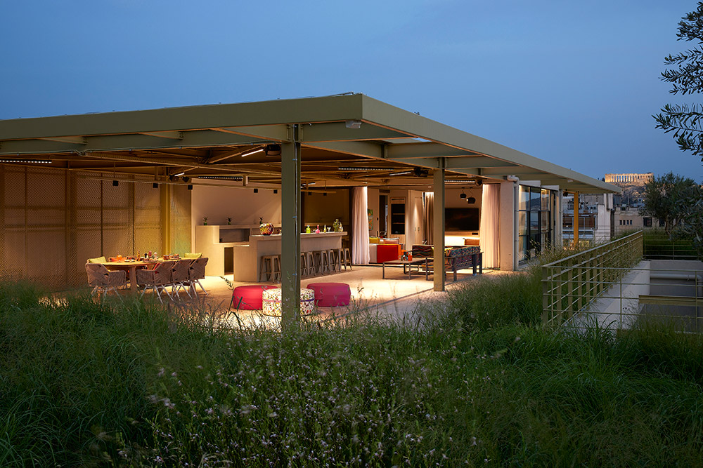 Νιώστε τον παλμό των Χριστουγέννων στο Moxy Athens City-3