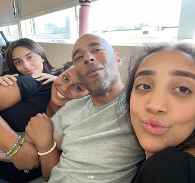 Πελέ: Κρίσιμες ώρες για τον «θρύλο» του ποδοσφαίρου – Στο πλευρό του και ο γιος του-2