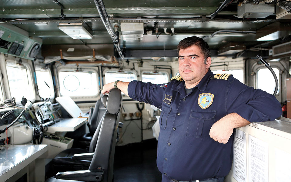 αντιπλοίαρχος-π-ν-επικεφαλής-στη-φρεγ-562191973