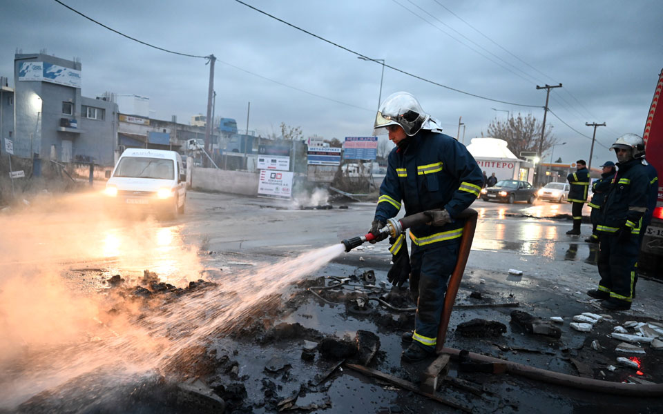 ένταση-στο-σχιστό-κορυδαλλού-με-ρομά-562177009