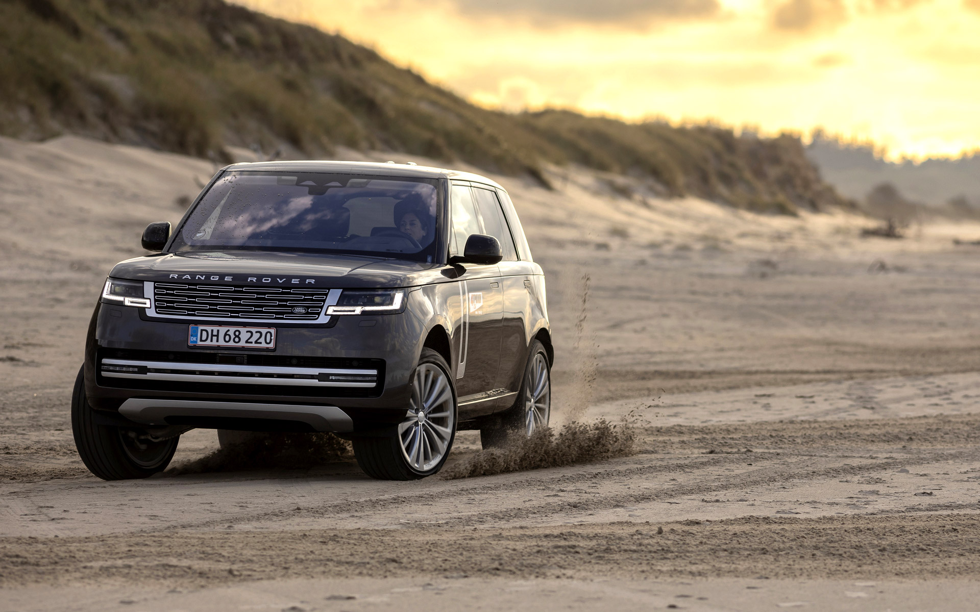 οδηγούμε-στη-δανία-το-νέο-range-rover-αυτή-την-κυ-562164919