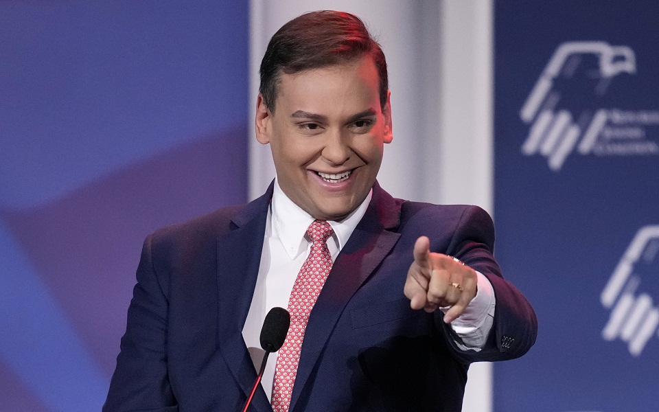 ηπα-νέος-βουλευτής-παραδέχεται-ότι-εί-562202902