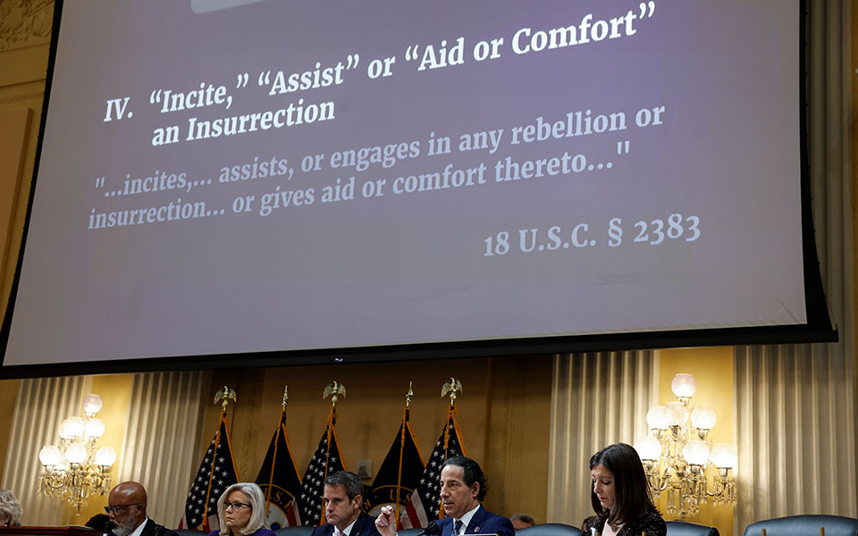 ντ-τραμπ-η-επιτροπή-της-βουλής-θέλει-562193668