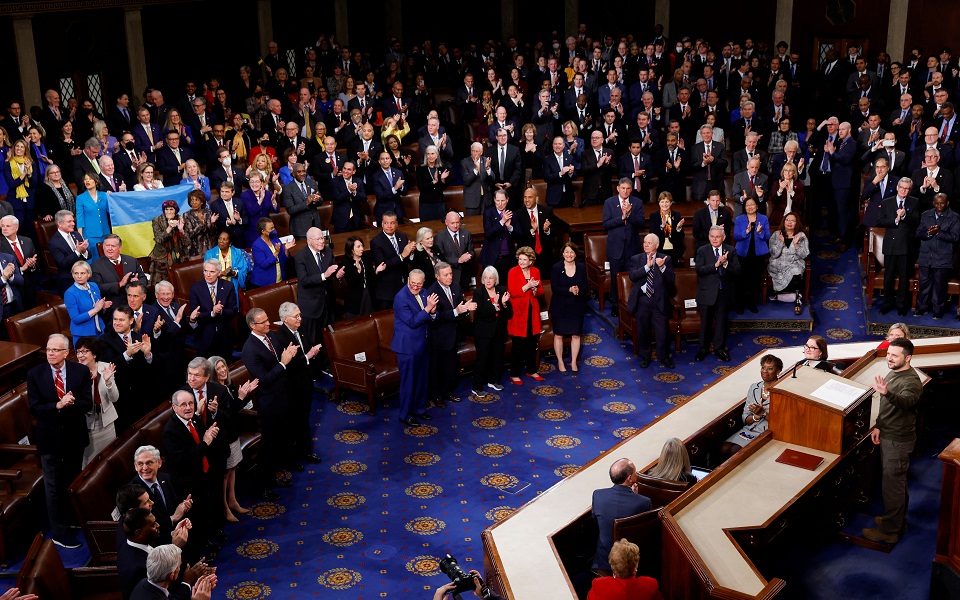 ζελένσκι-στο-κογκρέσο-η-στρατιωτική-β-562197832