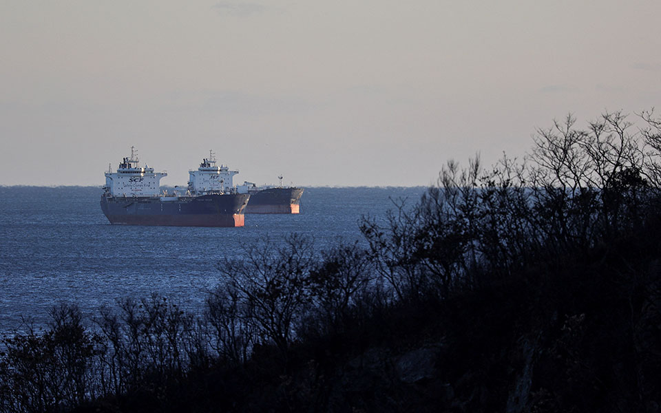 τουρκία-συνωστισμός-πετρελαιοφόρων-562171408