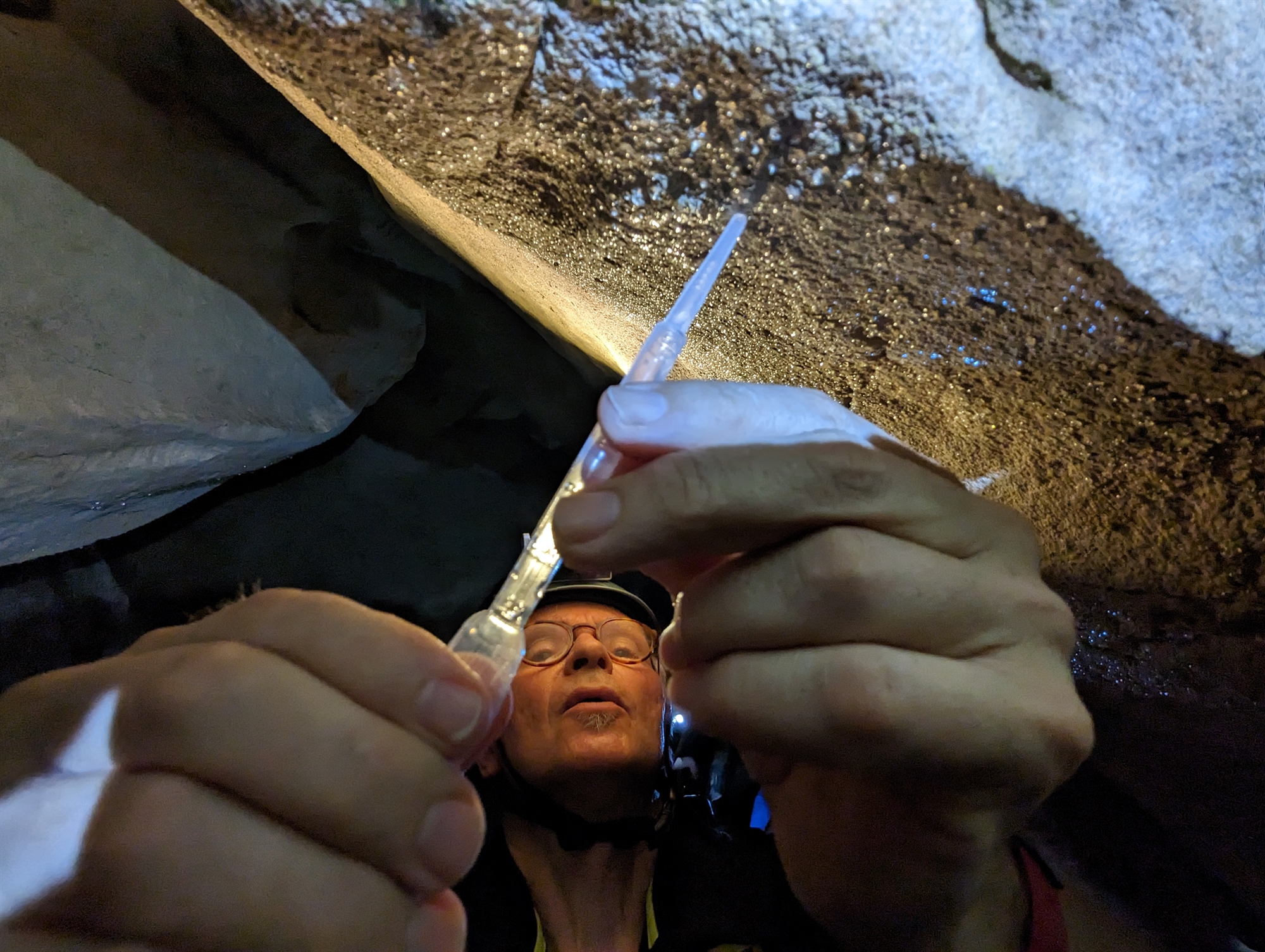 Εξερευνώντας τα μυστικά των σπηλαίων-2