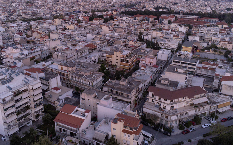 εξαρθρώθηκε-σπείρα-που-διέπραττε-απά-562204822