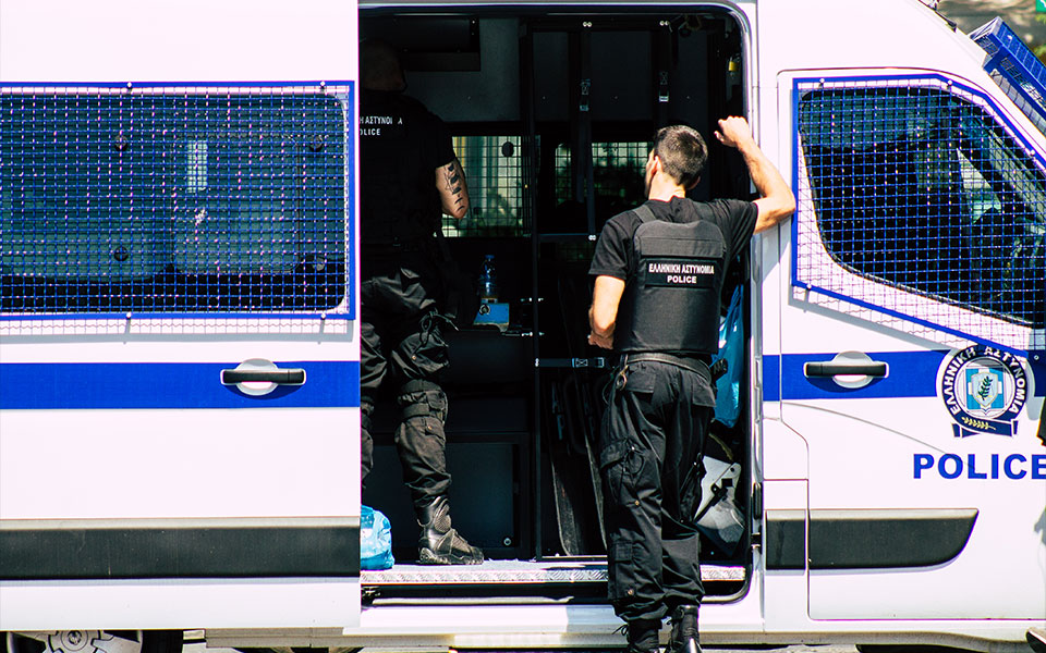 βιασμός-15χρονου-στο-ίλιον-εμφανίστηκε-562204924