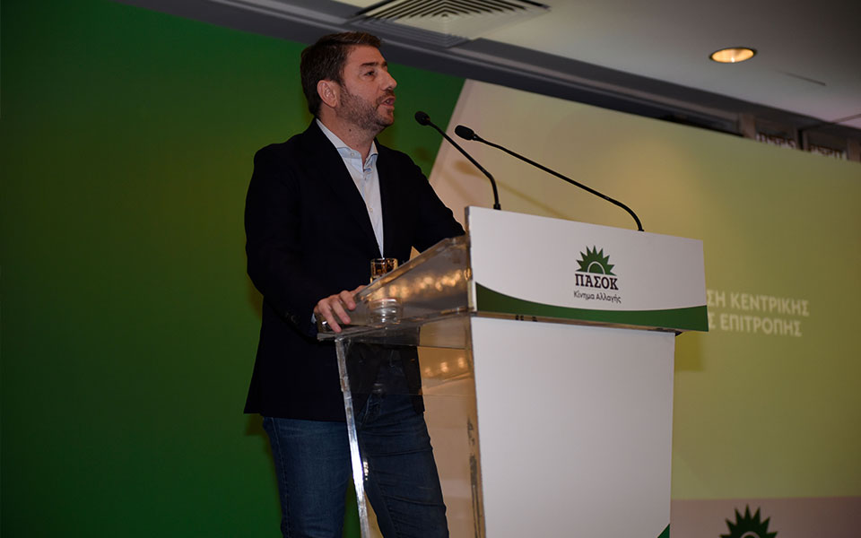 ανδρουλάκης-η-κοινωνία-μας-διψά-για-με-562181644