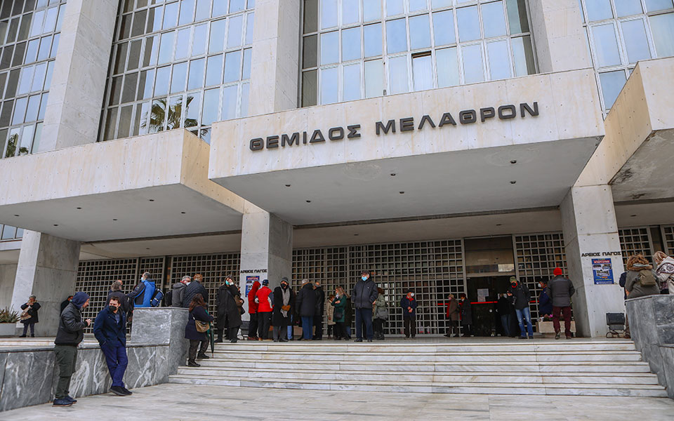 παρακολουθήσεις-διάψευση-ντογιάκου-562189336