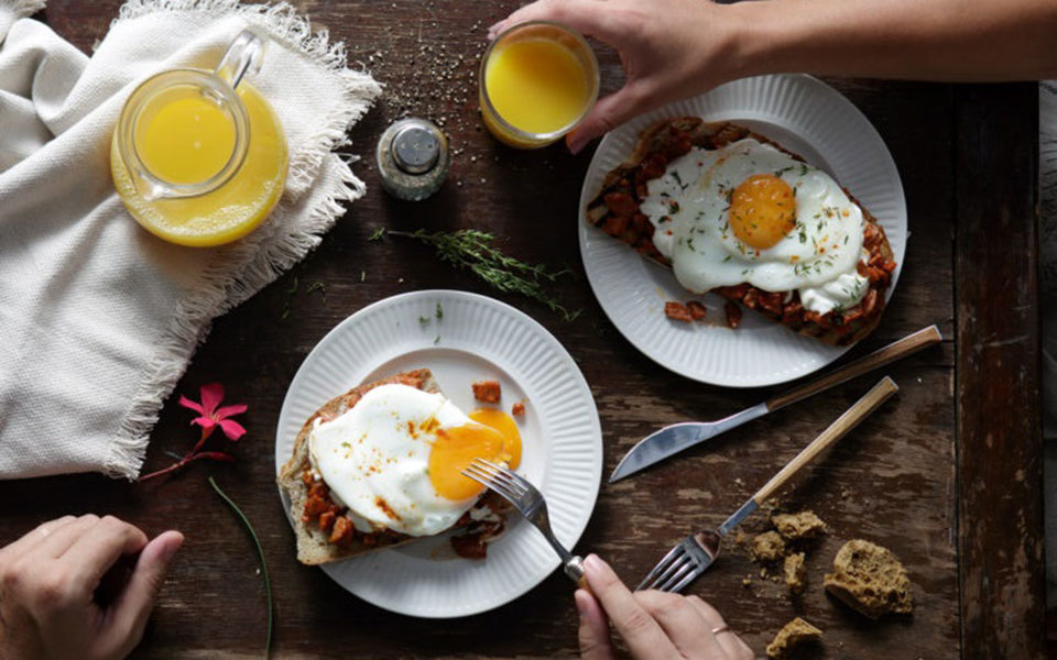 η-λίστα-η-σωστή-για-το-πρώτο-brunch-της-χρονι-562209943