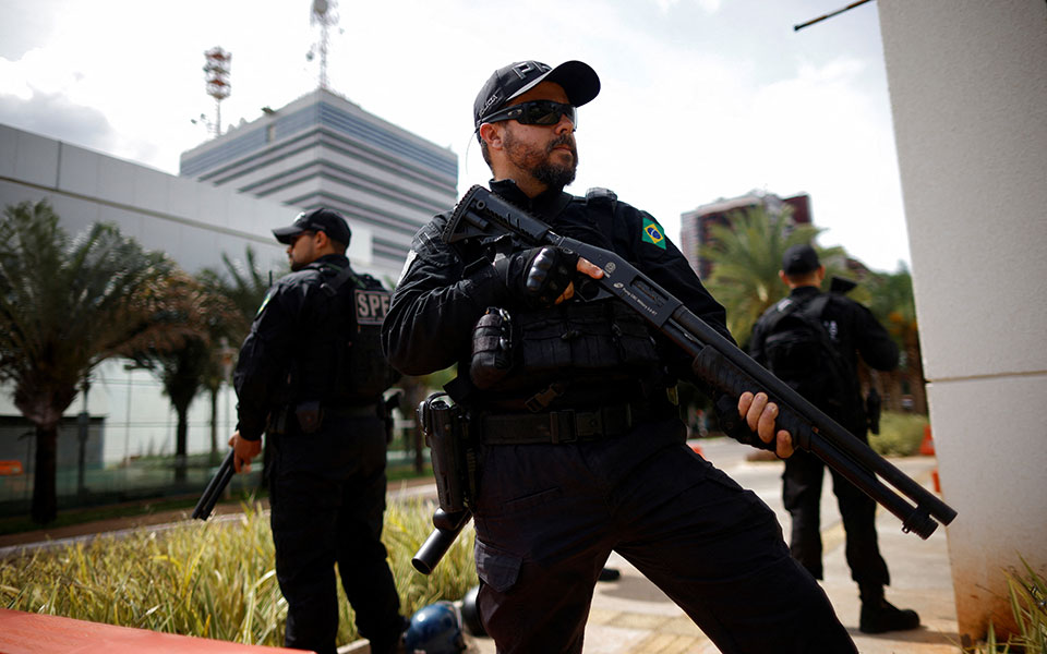 βραζιλία-συλλήψεις-για-απόπειρα-πραξ-562206976