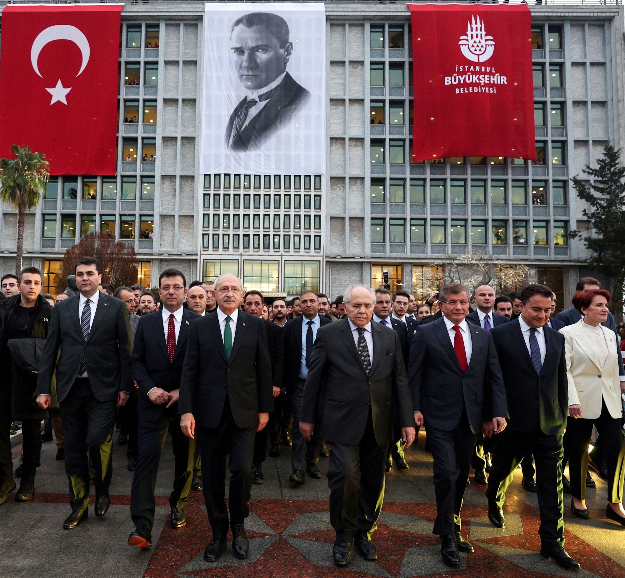 Τουρκία: Η καταδίκη Ιμάμογλου ενώνει την αντιπολίτευση-1