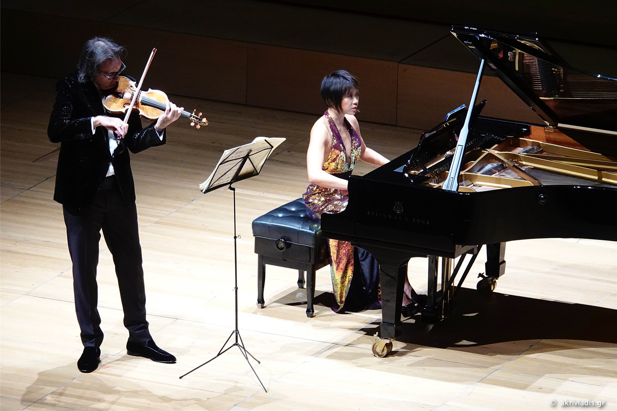 φλογερός-σούμαν-συγκρατημένος-μπραμ-562191763