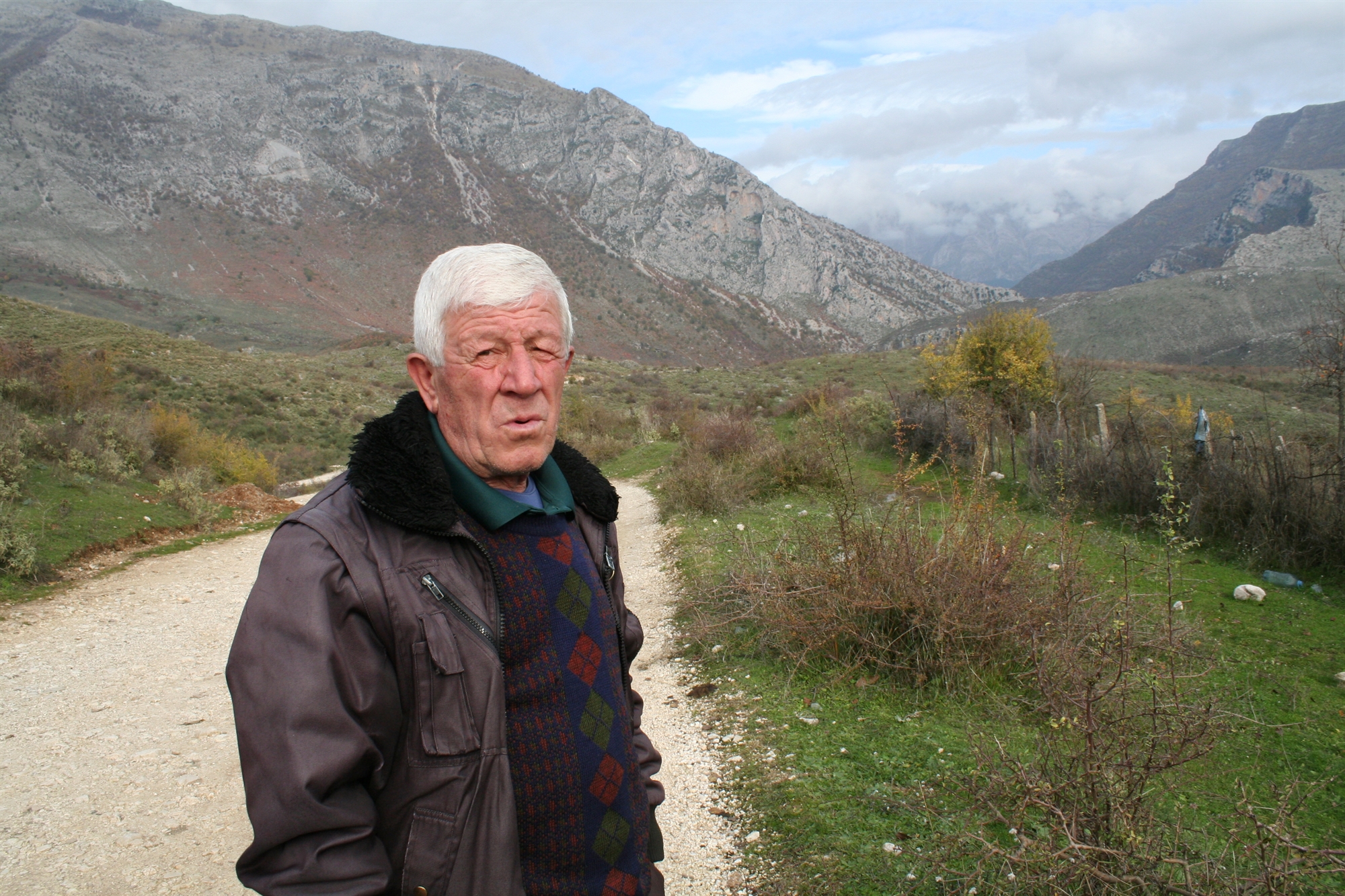 Εδώ, έχει πάντοτε συννεφιά-1