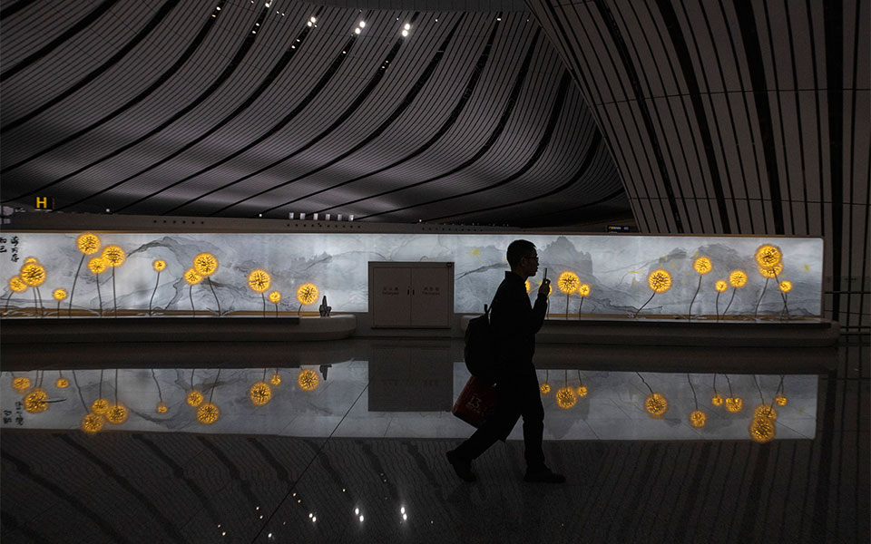 κίνα-τέλος-στην-επίδειξη-αρνητικού-τε-562172182