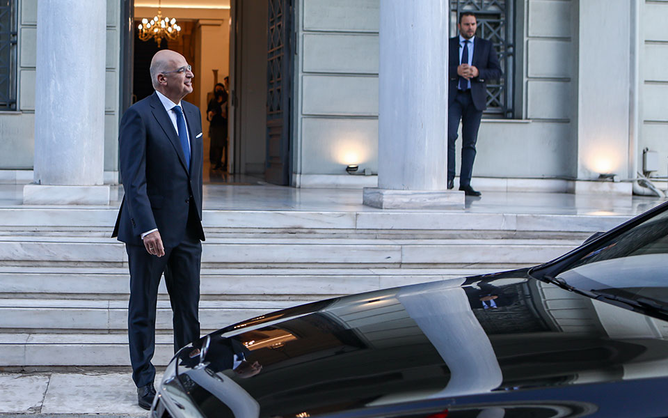 δένδιας-το-2023-η-ελλάδα-ακόμη-πιο-δυνατή-562210027