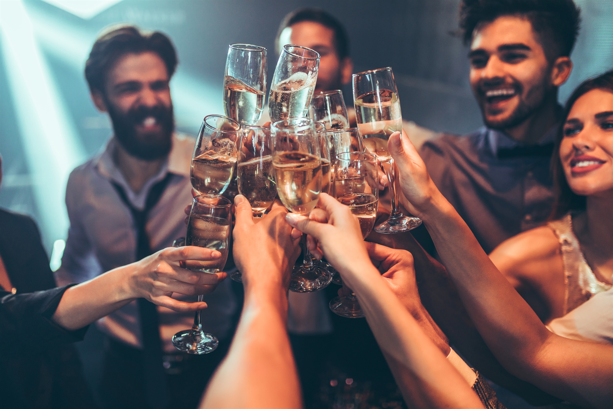 επιστρέφουν-δειλά-δειλά-τα-εταιρικά-π-562186150