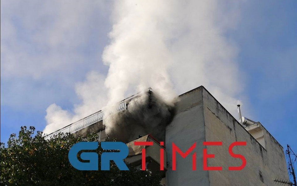 θεσσαλονίκη-φωτιά-σε-διαμέρισμα-στην-562182019