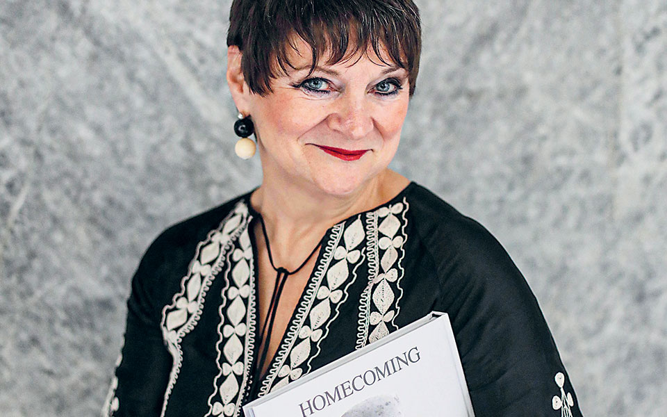 βιβλία-με-ανοιχτές-κεραίες-562169260