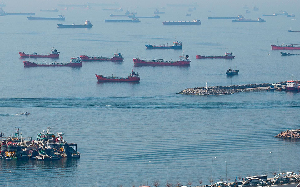 η-τουρκία-έκλεισε-τα-στενά-του-βοσπόρο-562172248