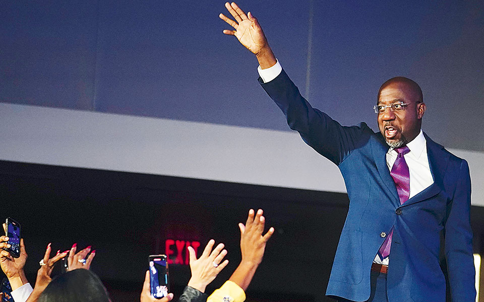 ηπα-εδραιώνονται-στη-γερουσία-οι-δημο-562175971