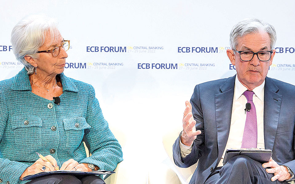 εκτιμήσεις-για-ηπιότερη-ύφεση-σε-ευρω-562180663