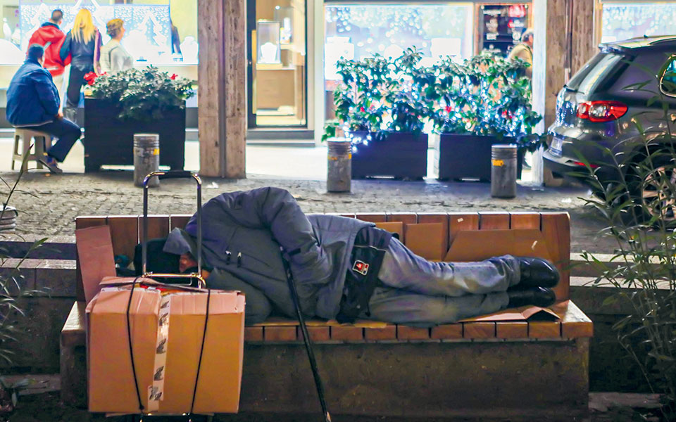 οι-άνθρωποι-και-τα-προγράμματα-πίσω-απ-562183738