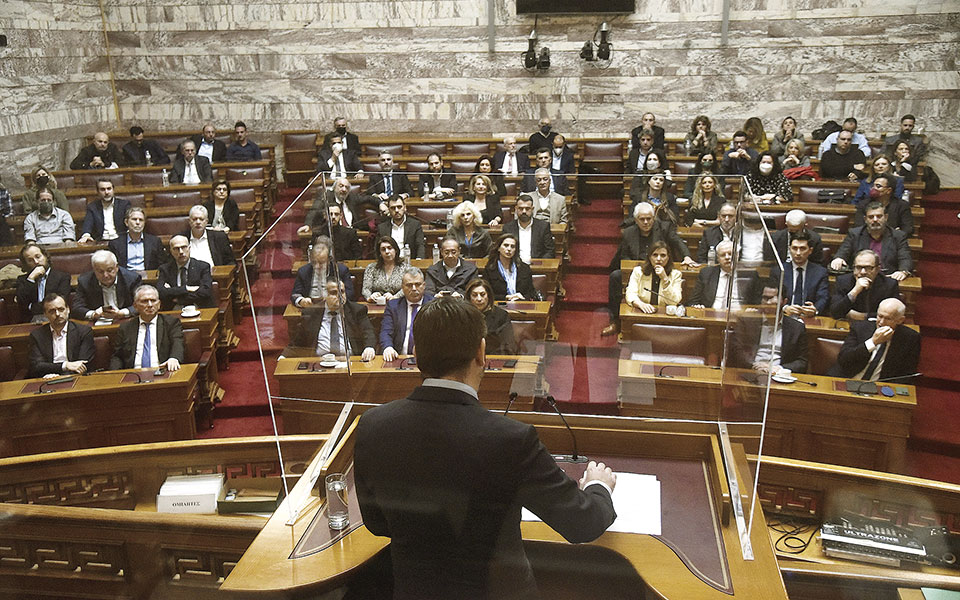 πασοκ-ρίχνει-το-γάντι-σε-ν-δ-και-συριζα-562191910