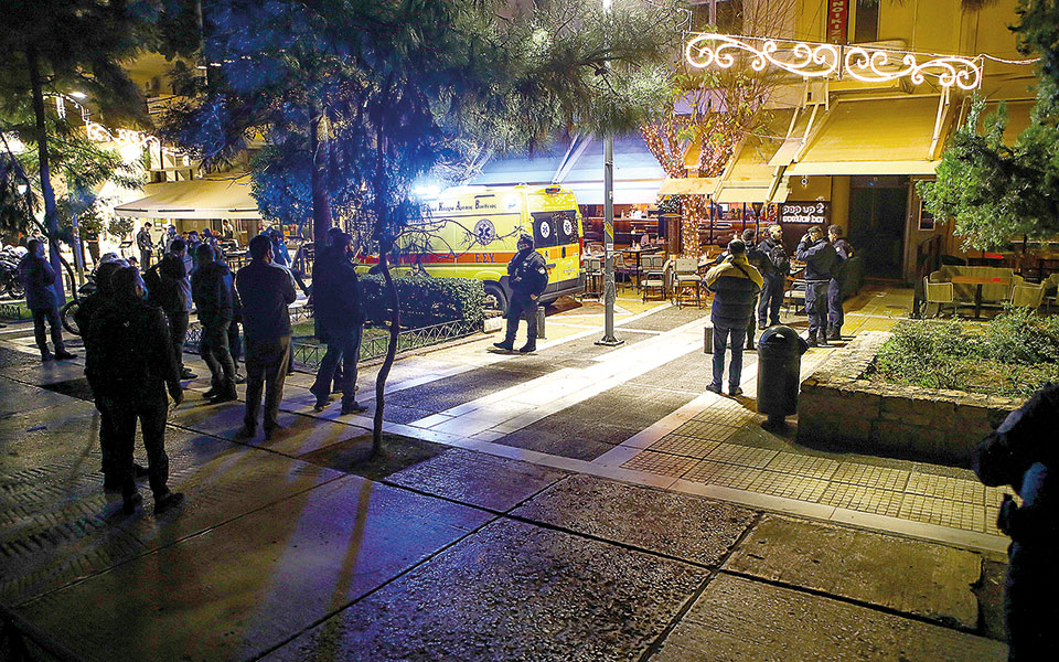 Πλατεία Ν. Σμύρνης: «Ήταν σοκαριστικό, δεν το ζεις κάθε μέρα»-1