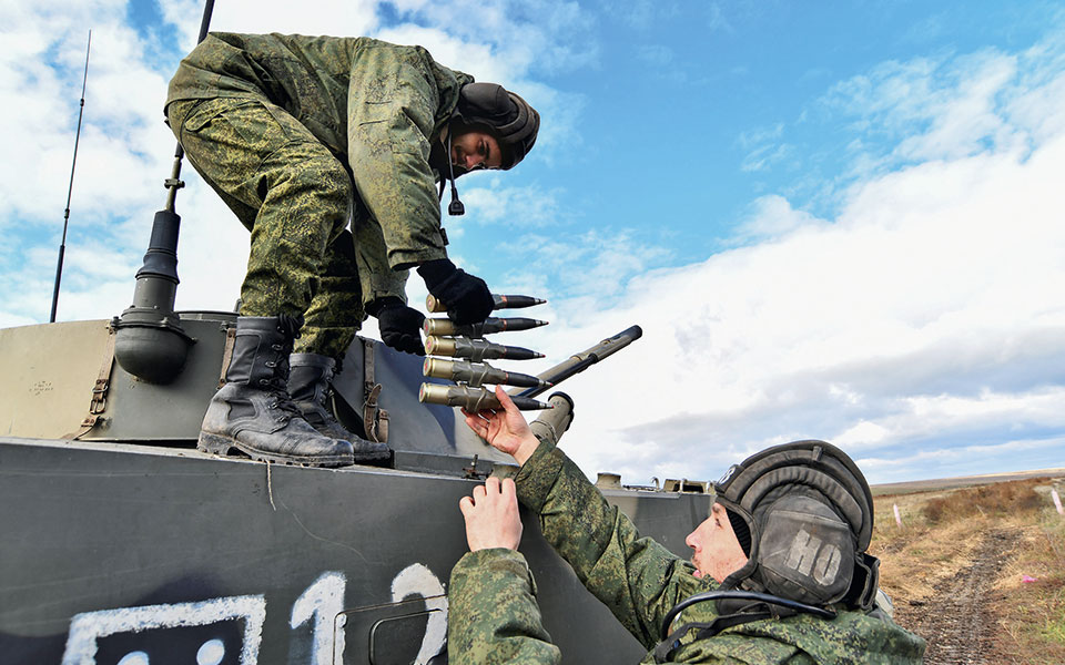 ο-κατάσκοπος-που-ήρθε-στην-ελλάδα-562196242