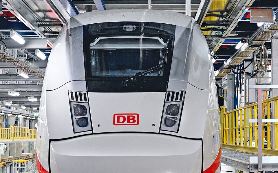 τα-νέα-γερμανικά-τρένα-αναπτύσσουν-τα-562196413