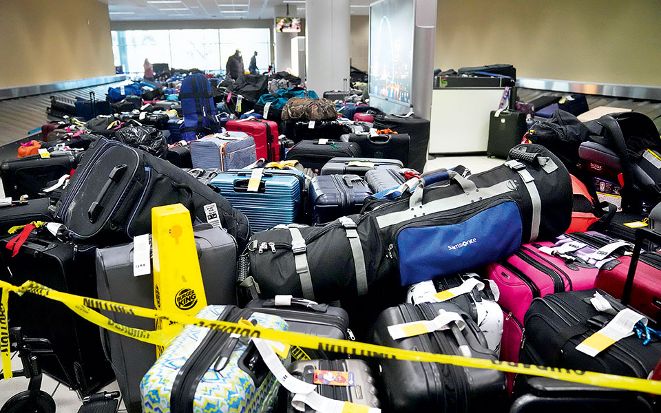 ηπα-η-θύελλα-πέρασε-το-χάος-παραμένει-562206178