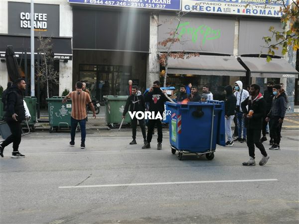 Ένταση μεταξύ Ρομά και αστυνομικών στα Δικαστήρια Θεσσαλονίκης-1