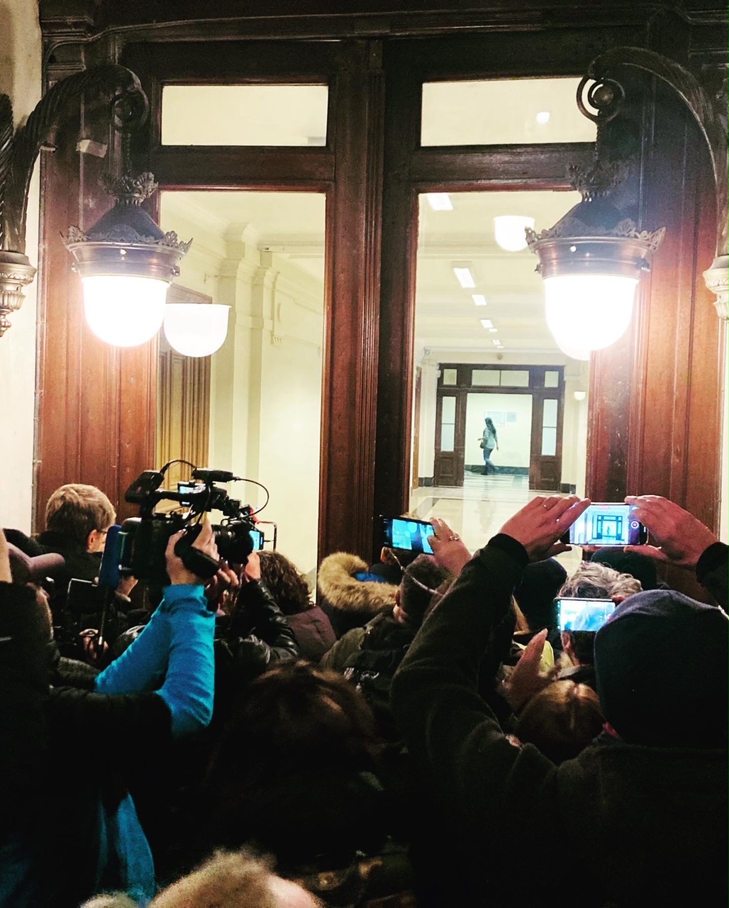 εύα-καϊλή-ακολουθώντας-τα-ίχνη-της-βαλ-562190281