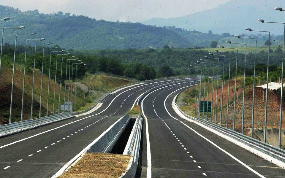 Διόδια: Κόντρα κυβέρνησης – παραχωρησιούχων για τις αυξήσεις-1