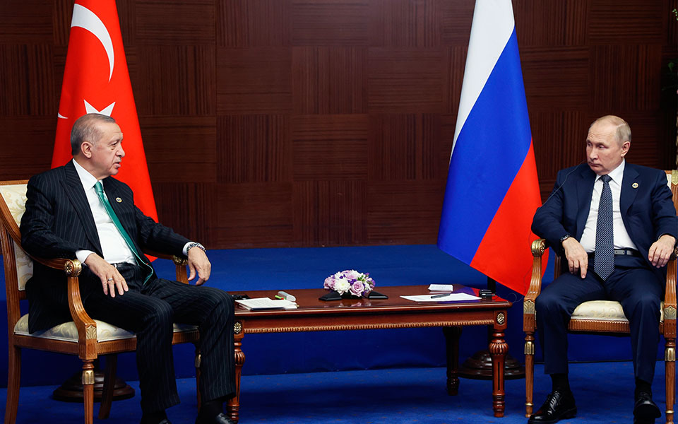 τηλεφωνική-επικοινωνία-πούτιν-ερντο-562181593