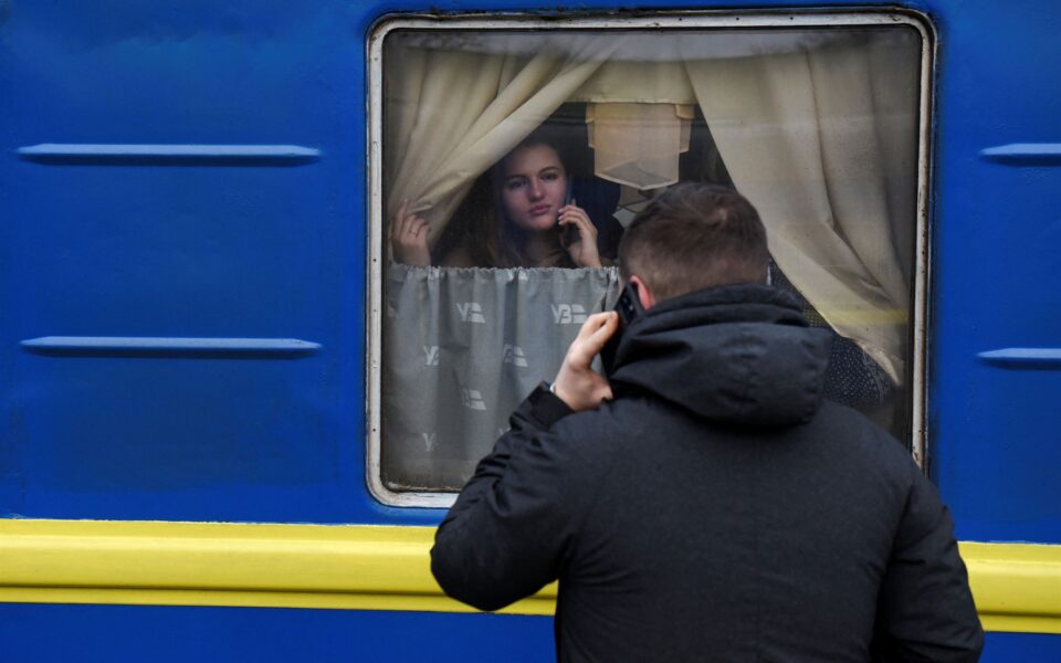 Στιγμές του 2022: 16 πρόσωπα γράφουν για όσα θα κρατήσουν από τη χρονιά που φεύγει-1