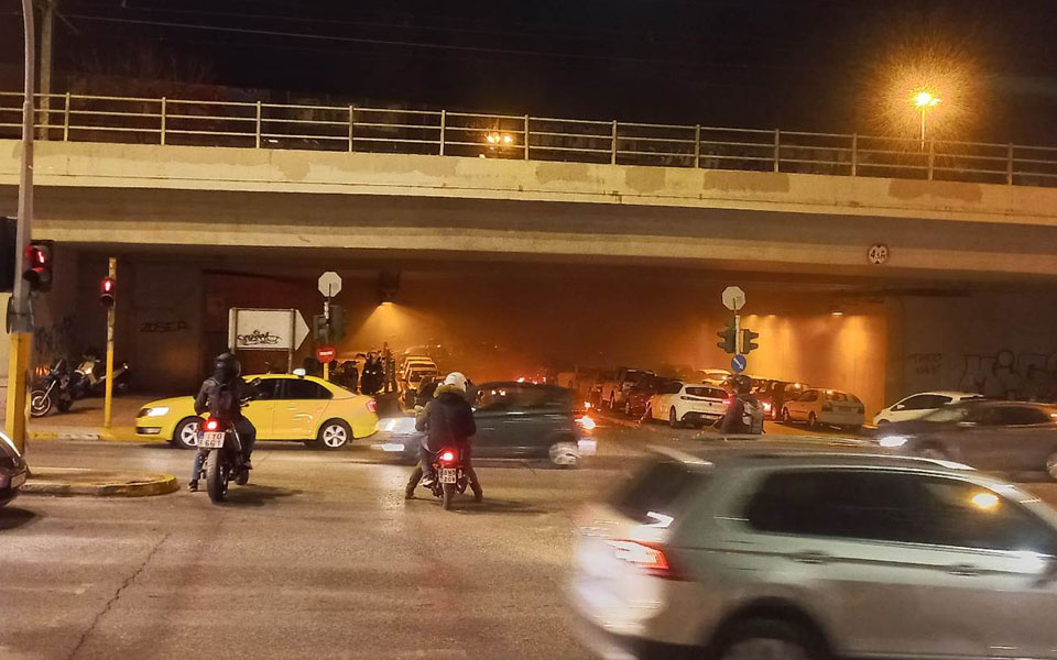 Επεισόδια στο Φάληρο πριν το ματς Ολυμπιακός – Παναθηναϊκός-8