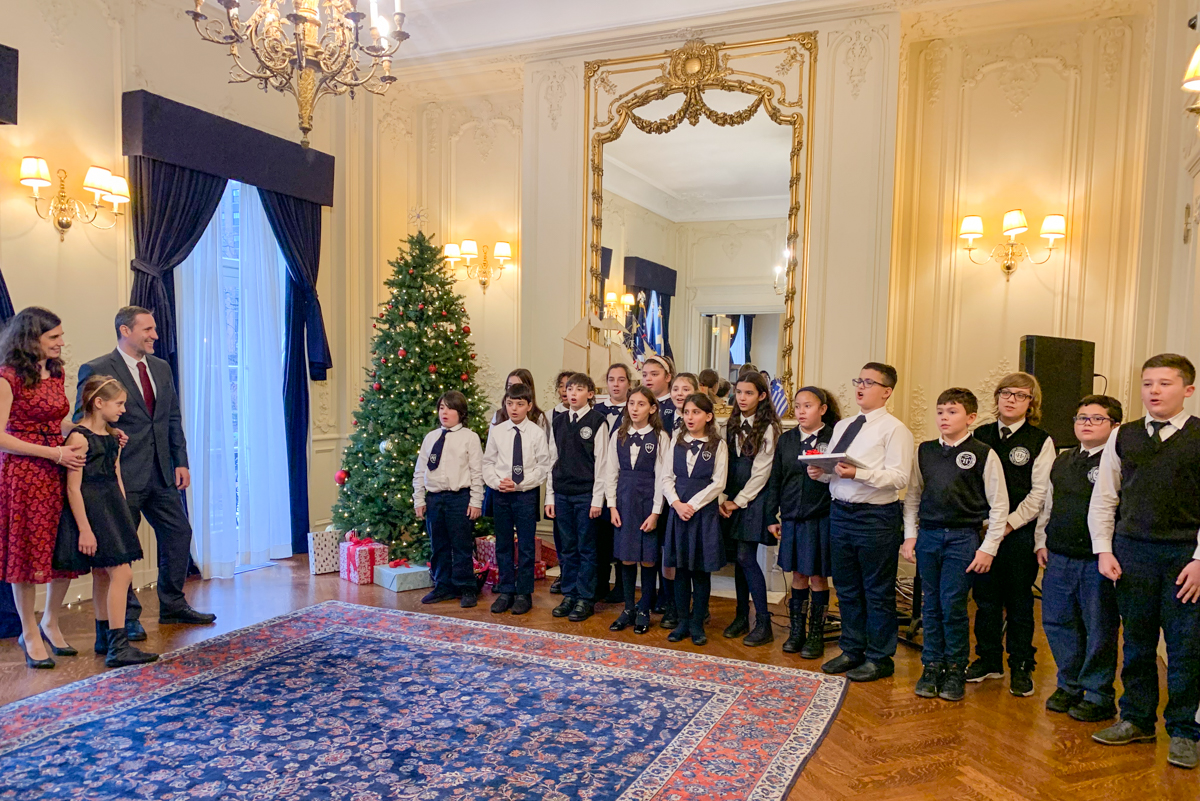 oι-απανταχού-ελληνες-ετοιμάζονται-να-υ-562195456